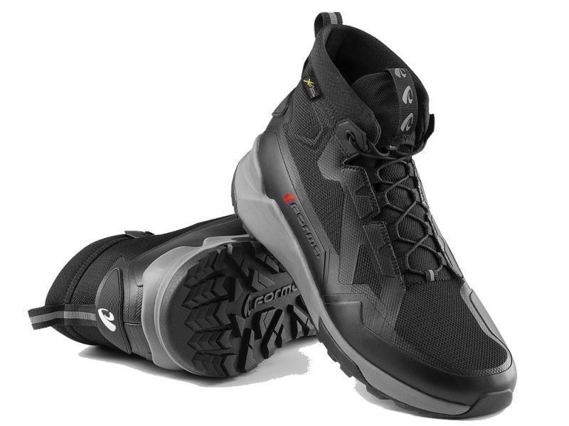 Forma Kumo scarpe moto Nero - scarpe