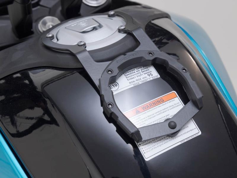 SW Motech Anello serbatoio PRO CF Moto MT 450 25 / 25 Nero - flangia attacco borsa serbatoio