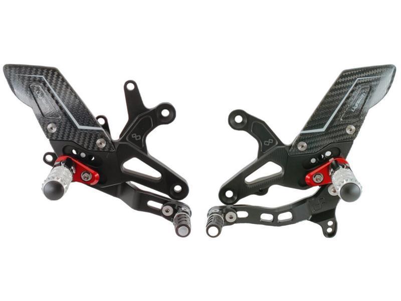Lightech KA008 Pedane regolabili Kawasaki ZX6 R 09 / 26 R Version  / Cambio dritto - pedane arretrate