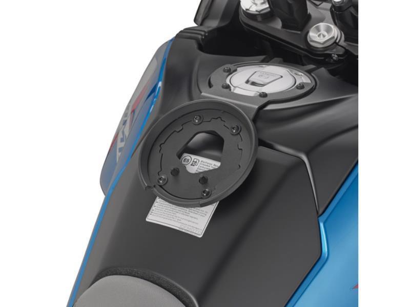 Givi BF95 Flangia borsa serb Tank Lock CF Moto 800 /1000 MTX 25/2 Nero - flangia attacco borsa serbatoio
