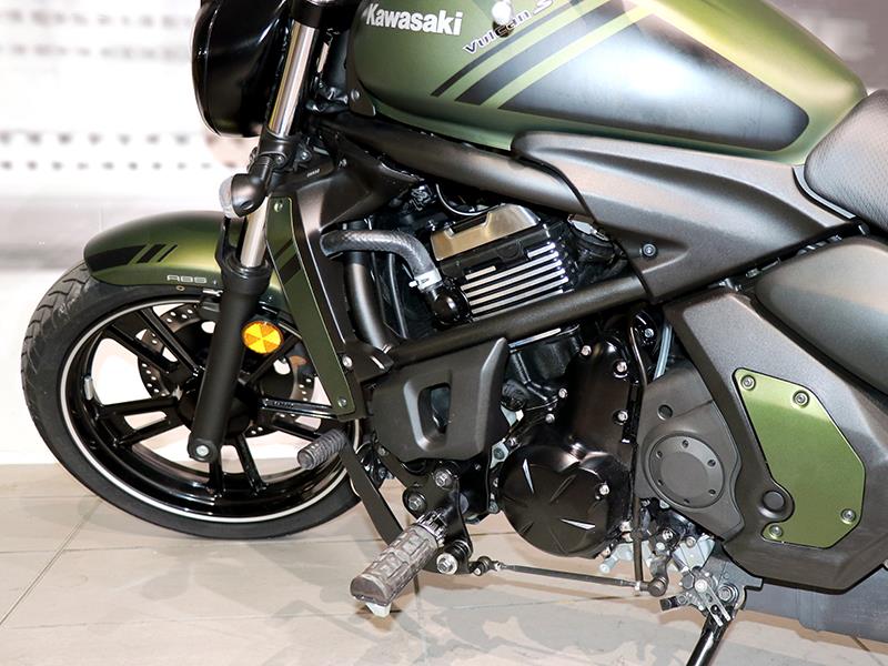 kawasaki vulcan s matte green
