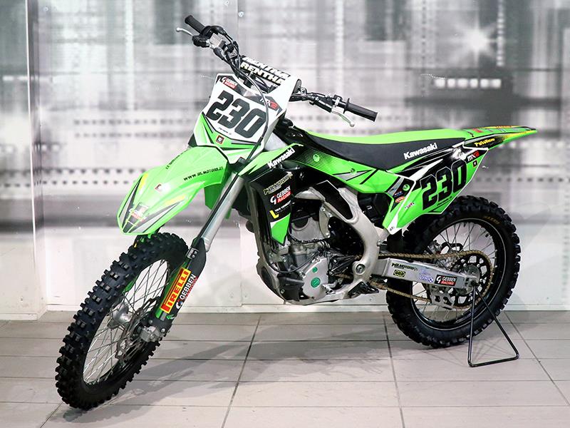 Kawasaki KX 250 F colore verde usato in vendita