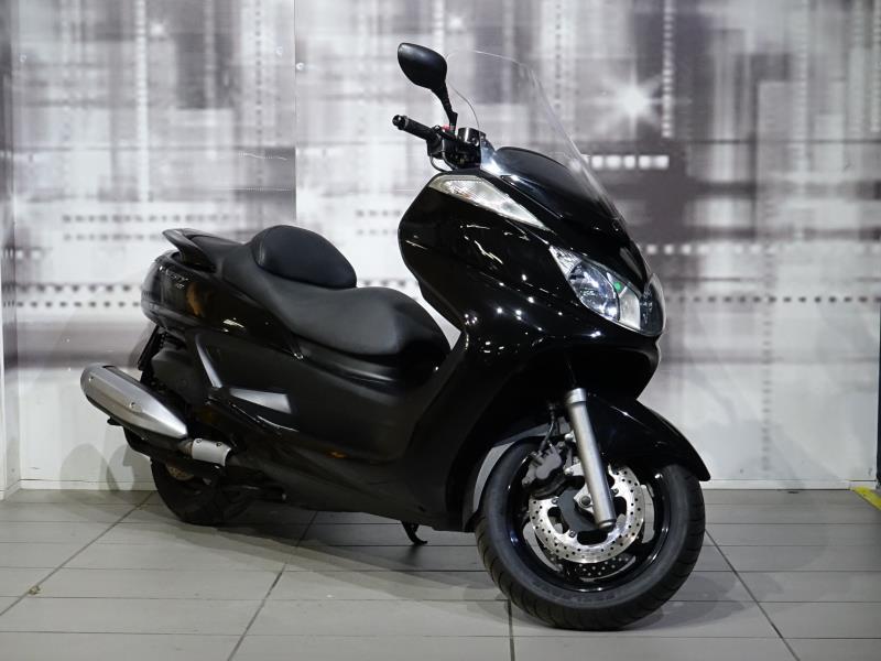Yamaha Majesty 400 Nero usata - moto scooter maxiscooter