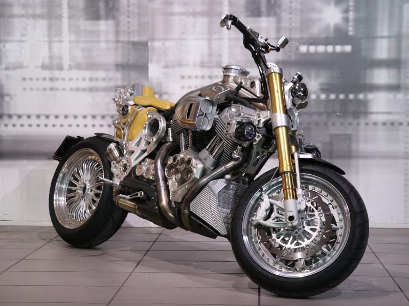 CR&S DUU ND01 Argento usata - moto naked