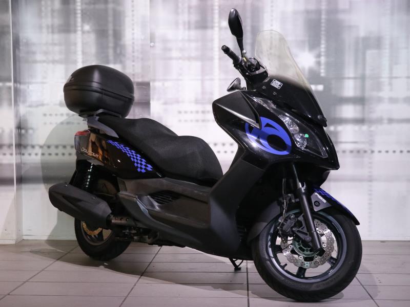 Kymco Downtown 300i Abs colore nero lucido usato in vendita