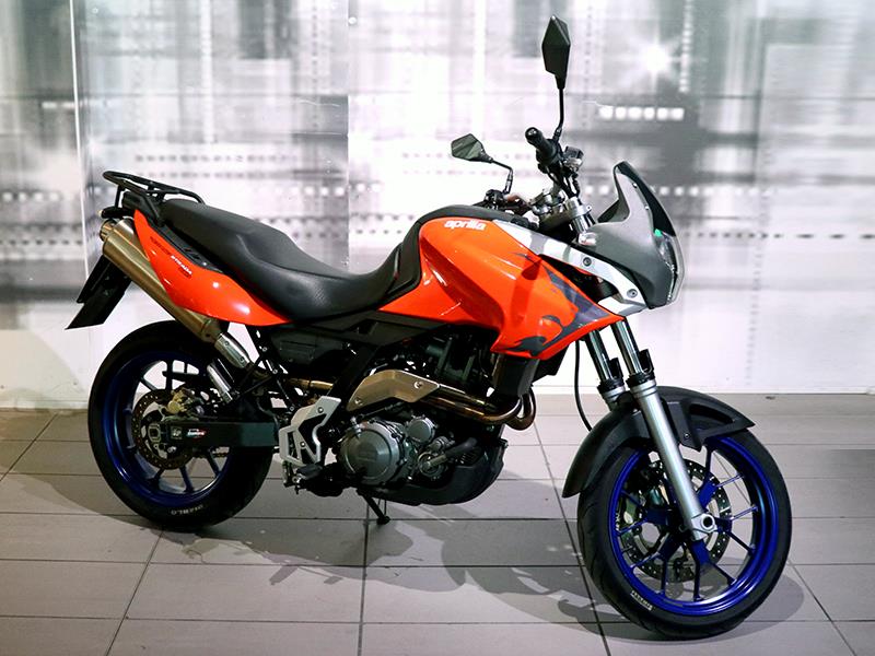 Aprilia Pegaso 650 Strada Arancio usata - moto crossover