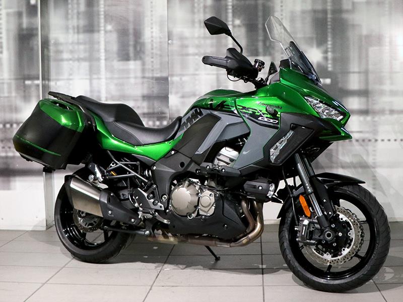 Kawasaki Versys 1000 SE Tourer Plus Emerald Green usata - moto crossover