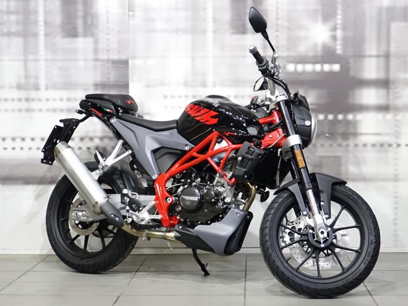 Swm Varez 125 Nero aziendale - moto naked