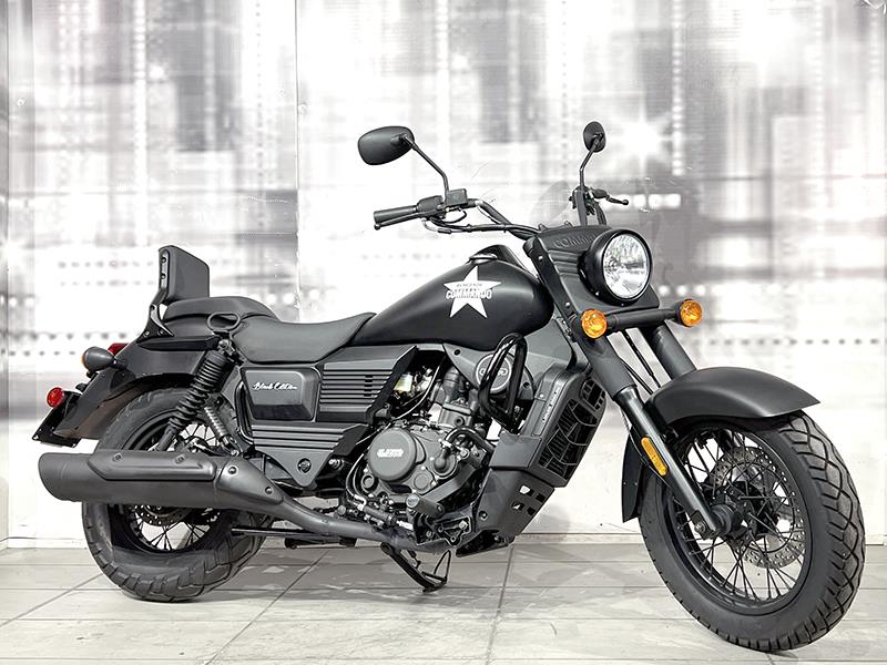 UM Renegade Commando 125 Black usata - moto custom