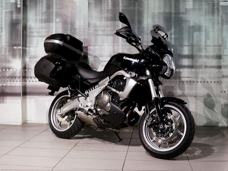 Kawasaki Versys 650 Nero usata - moto crossover