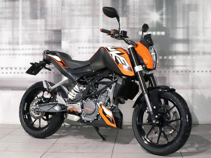 KTM 125 Duke ABS Orange usata - moto naked