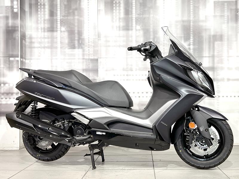 Downtown 125i Recensioni Kymco Downtown 350i Kymco Downtown 200i