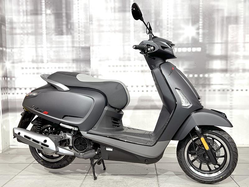 Kymco Like 125i Sport Nero Odolo Opaco nuova - moto scooter maxiscooter