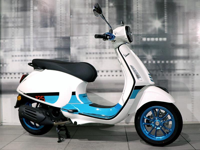 Piaggio Vespa Primavera 125 Color Vibe ABS Bianco Color Vibe nuova - moto scooter maxiscooter