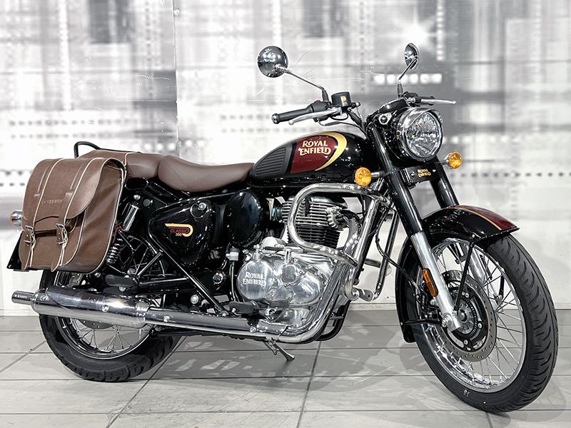 Royal Enfield Classic 350 Dark Stealth Black (RAGGI) usata - moto scrambler