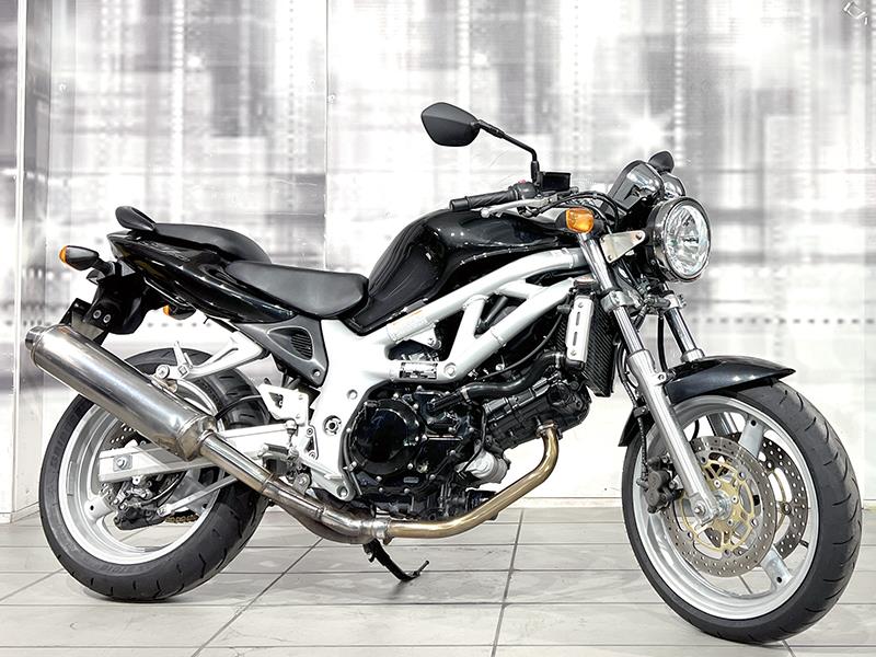 Suzuki SV 650 Nero usata - moto naked