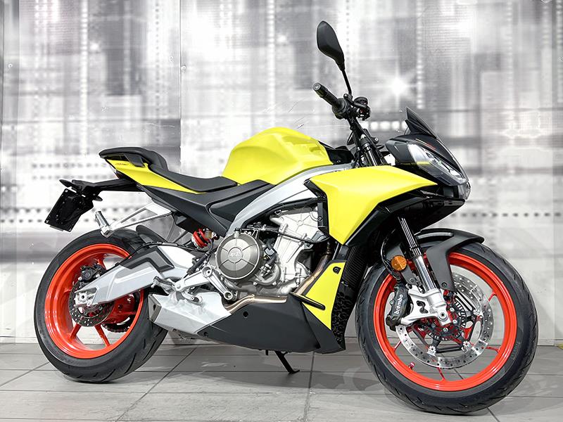 Aprilia Tuono 660 Acid Gold usata - moto naked