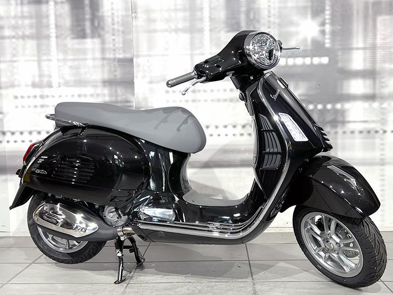 Nero Vespa 300 Gts Opinioni Moto Nuove Pronta Consegna Bari Vespa