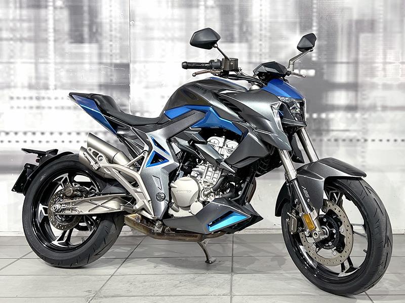 Zontes ZT 310 R Blu/Grigio usata - moto naked