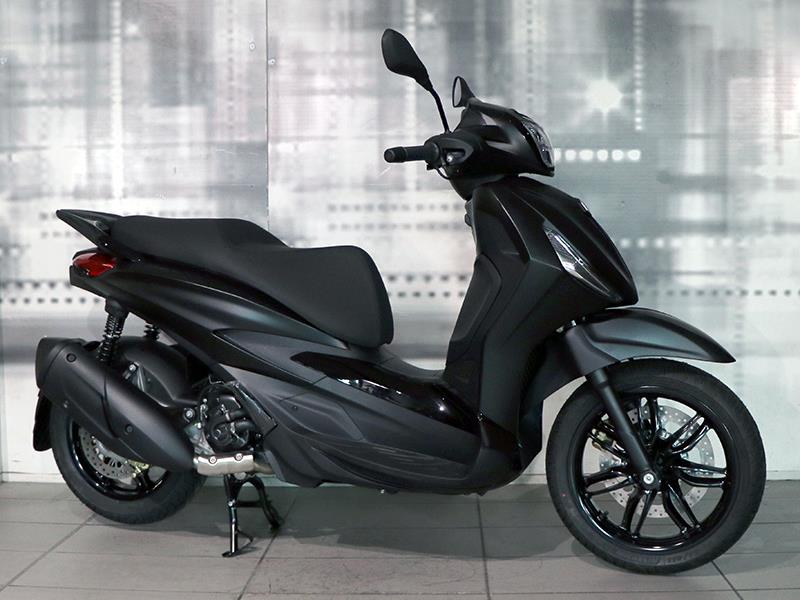 Piaggio Beverly 300 Deep Black Nero Meteora nuova - moto scooter maxiscooter