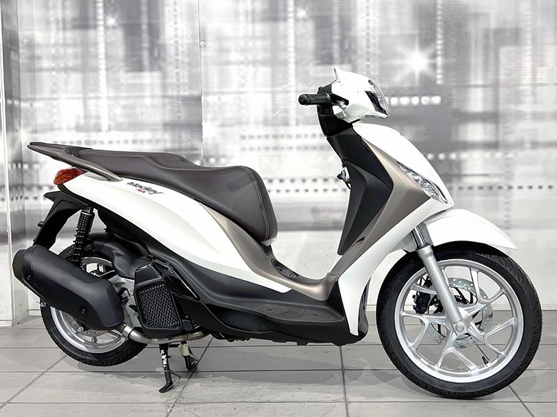 Piaggio Medley 125 Bianco Luna nuova - moto scooter maxiscooter