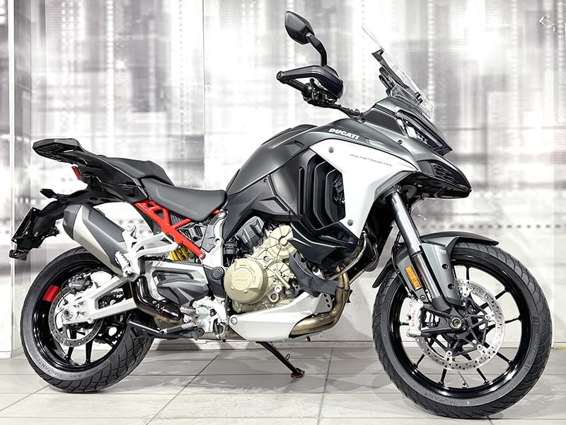 Ducati Multistrada V4 1200 S Essential Aviator Grey usata - moto crossover