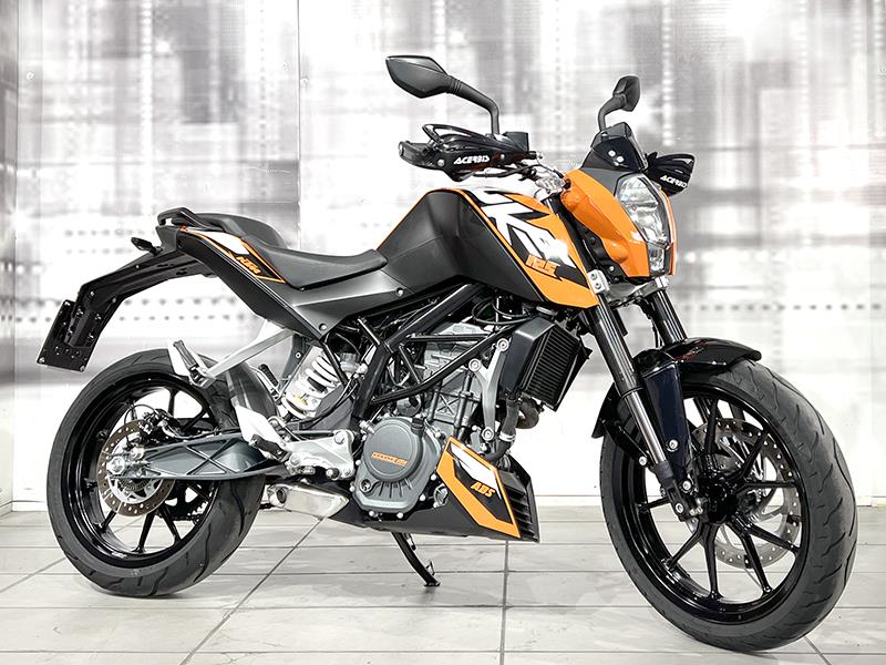 KTM 125 Duke ABS Orange usata - moto naked
