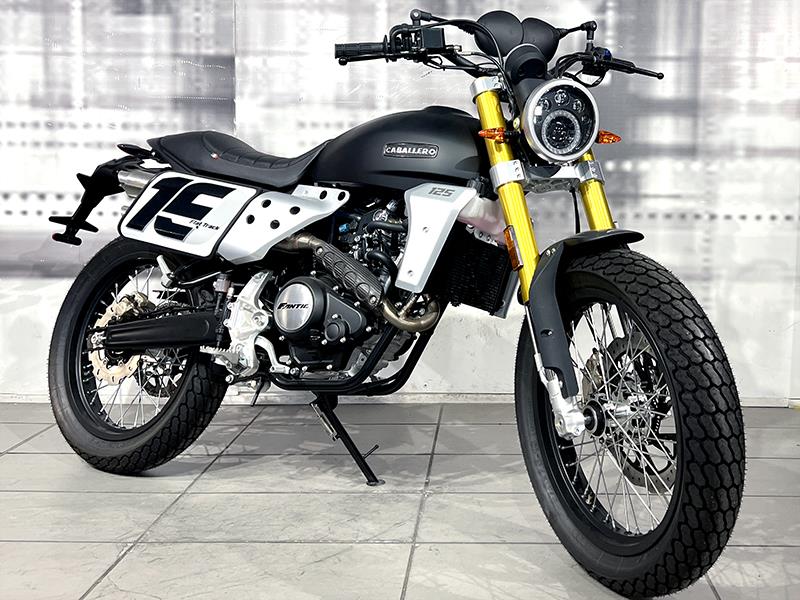 Fantic Motor Caballero Flat Track 125 Nero aziendale - moto scrambler