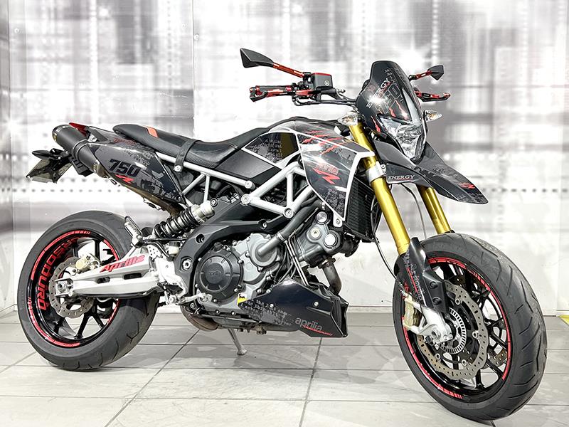 Aprilia Dorsoduro 750 ABS Bianco usata - moto supermotard