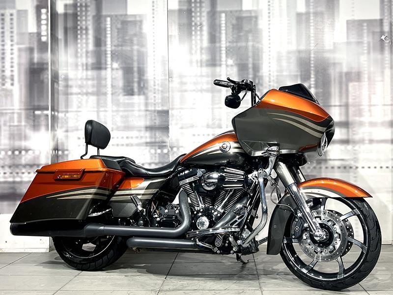 Harley Davidson FLTRXSE2 Road Glide Custom CVO Anniversary usata - moto custom