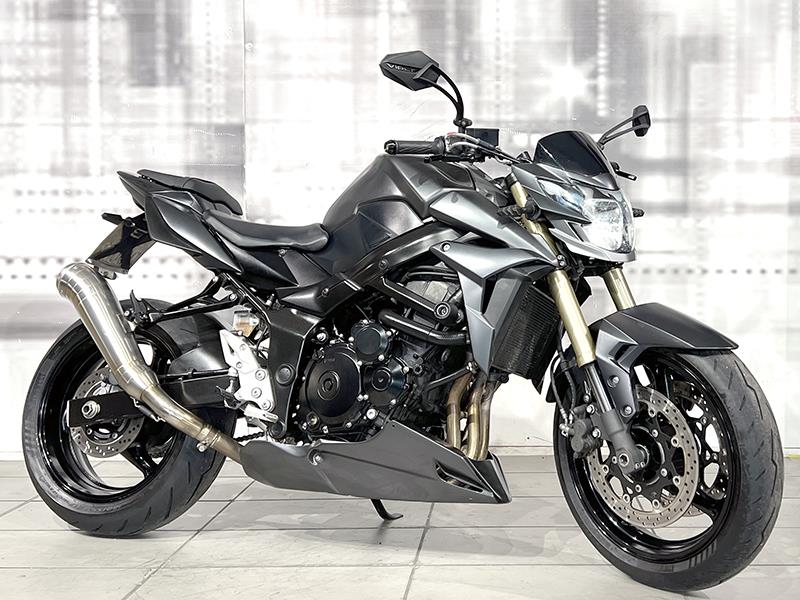 Suzuki GSR 750 Nero usata - moto naked