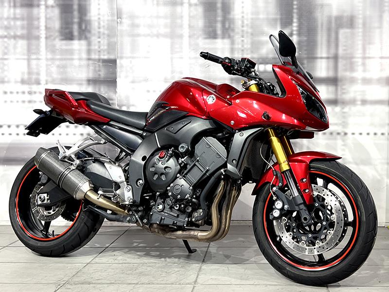 Yamaha FZ1 Fazer Lava Red usata - moto sport tourer