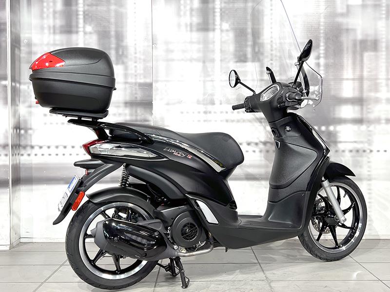 Nero Lucido Scooter 125 Liberty Usato Nero Lucido Piaggio 125