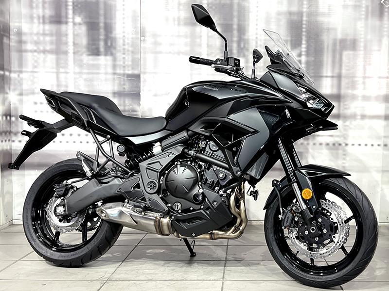 Kawasaki Versys 650 Black nuova - moto crossover
