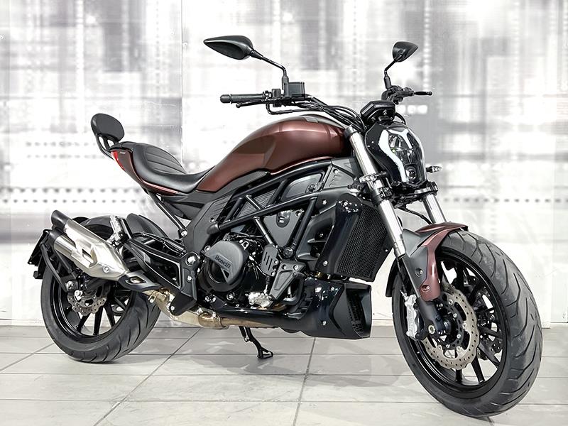 Benelli 502 C Rossa usata - moto custom