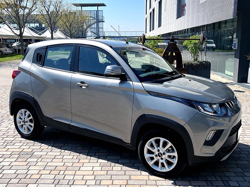 Mahindra Kuv 100 Grigio usata - auto suv