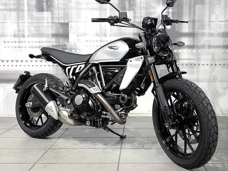 Ducati Scrambler 800 Icon 35kW depotenziata Black usata - moto scrambler