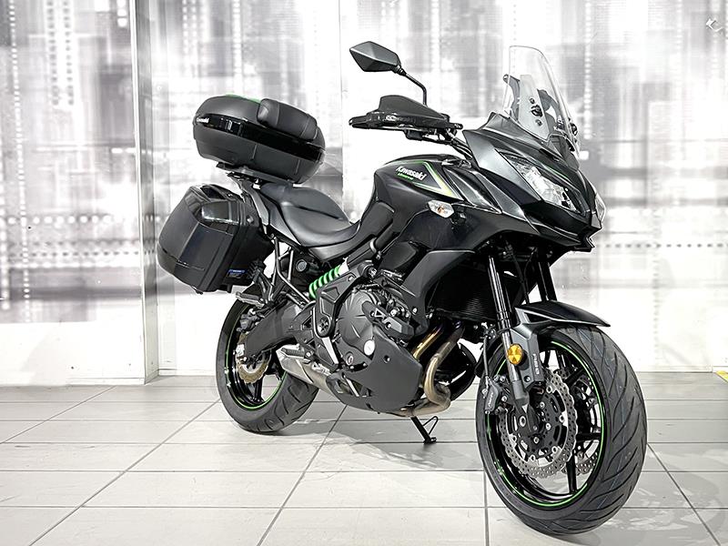 Kawasaki Versys 650 ABS usato del 2017 Black/Metallic Carbon Gray