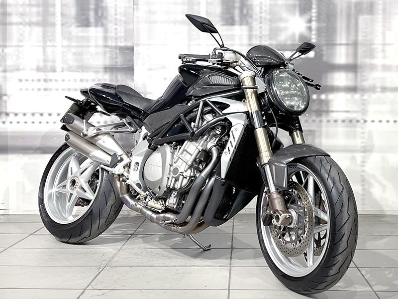MV Agusta Brutale 910 S Nero usata - moto naked
