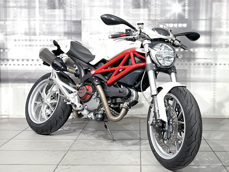 Ducati Monster 1100 Bianco usata - moto naked