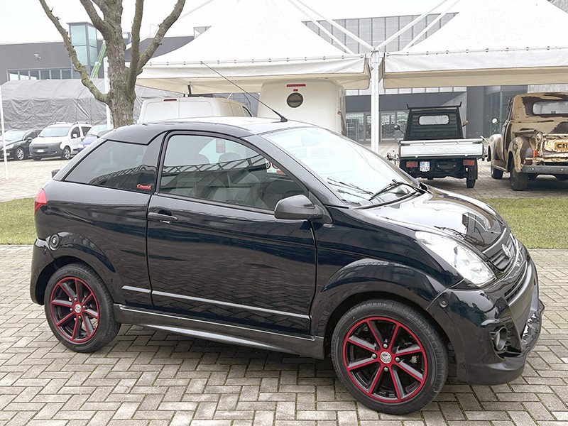 Aixam Coupe GTI Nero/Rosso usata - microvetture guida con patentino