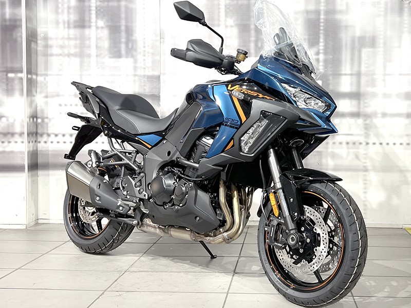 Kawasaki Versys 1100 SE nuovo da immatricolare Blue