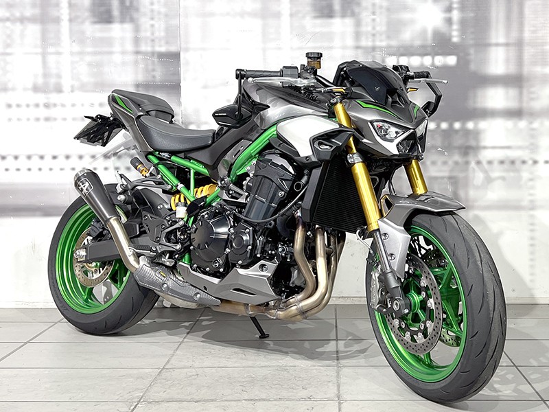 Kawasaki Z 900 SE Grey/Black usata - moto naked