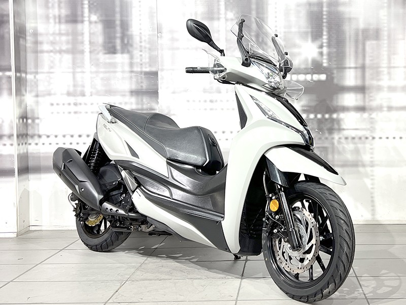 Kymco Agility 300i  Noodoe Grigio Dossena usata - moto scooter maxiscooter