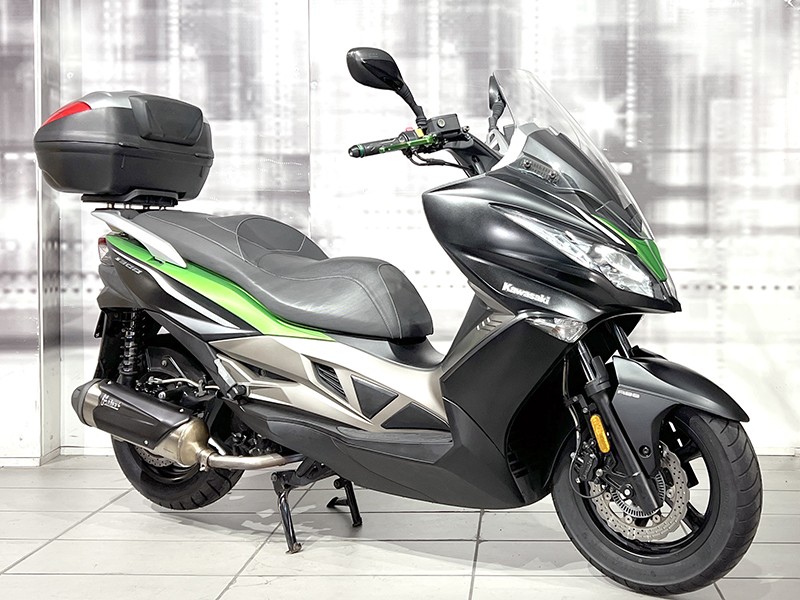 Kawasaki J 300 ABS Nero usata - moto scooter maxiscooter