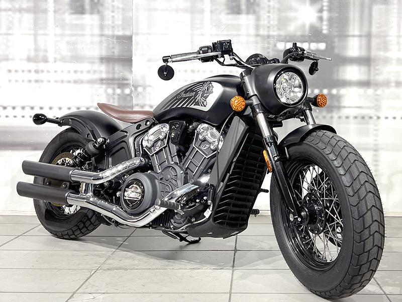 Indian Scout Bobber Twenty Thunder Black Smoke usata - moto custom