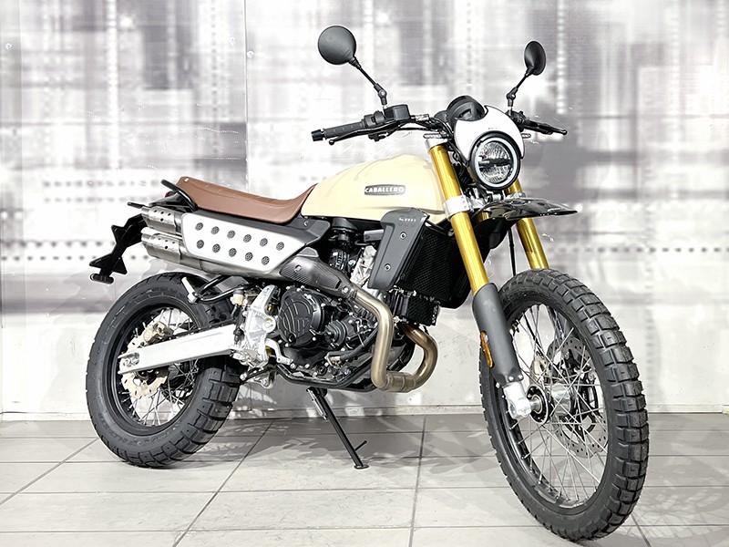 Fantic Motor Caballero Rally 500 Sabbia nuova - moto scrambler