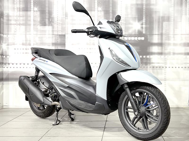 Piaggio Beverly 310 S Grigio Mercurio nuova - moto scooter maxiscooter