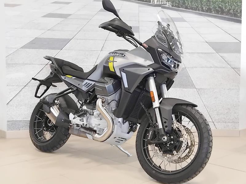 Moto Guzzi Stelvio 1000 Nero Vulcano nuova - moto crossover