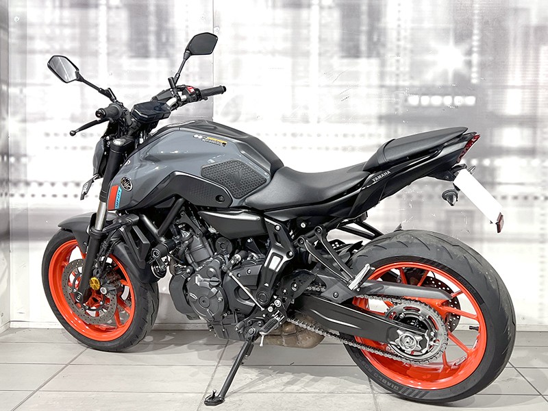 Yamaha MT-07 ABS colore grigio usato in vendita